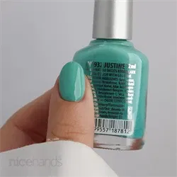 932 Justine, Moyra Gel look Neglelak